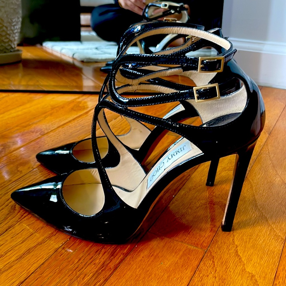 Classic Iconic Jimmy Choo Lancer Pointed Toe Patent Pumps Size 39